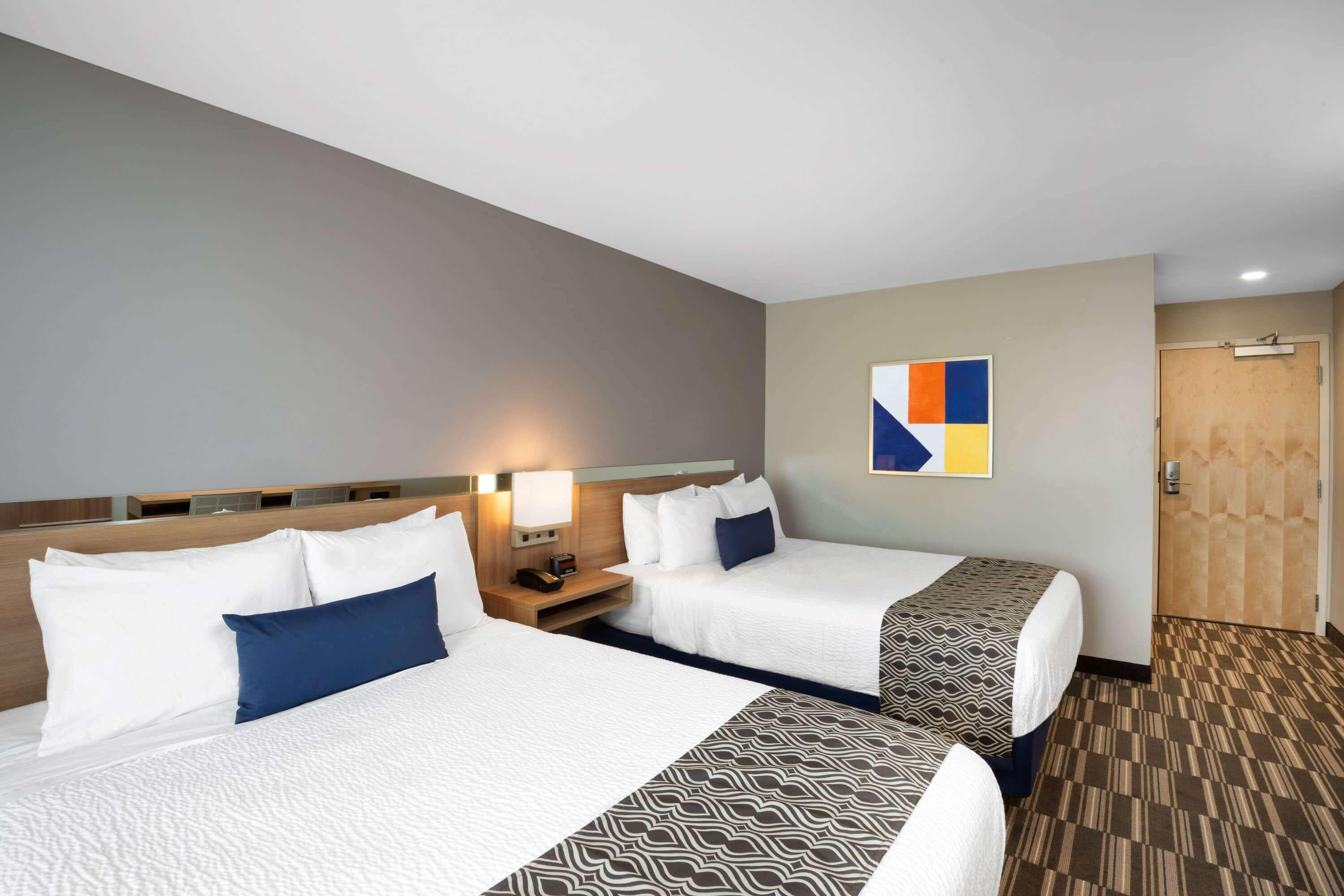 Microtel Inn & Suites By Wyndham Farmington Exterior foto